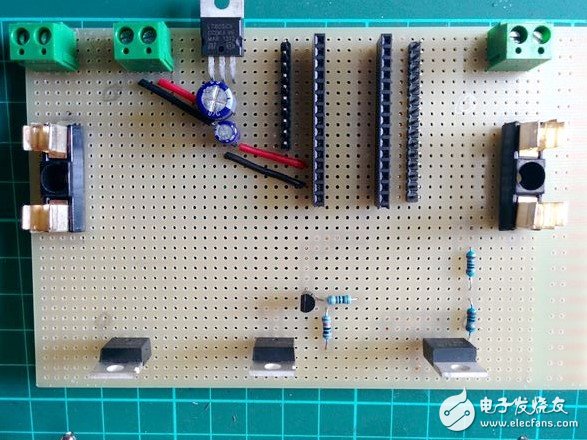 嘿！用Arduino造一個(gè)太陽能充電控制器吧