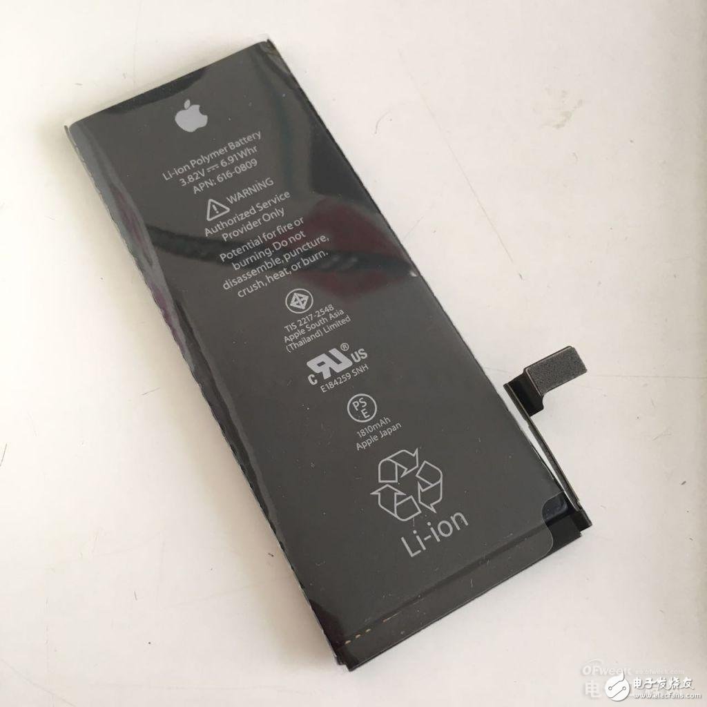 iPhone 5/6 電池拆解過程詳解