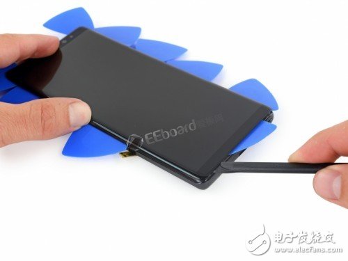 三星Galaxy Note8拆解詳情：你這是想不讓我換掉原裝電池呀！