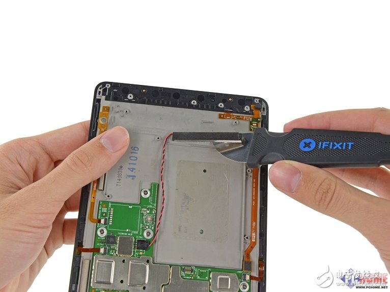 iFixit拆解獲高分Kindle Voyage易修復(fù)