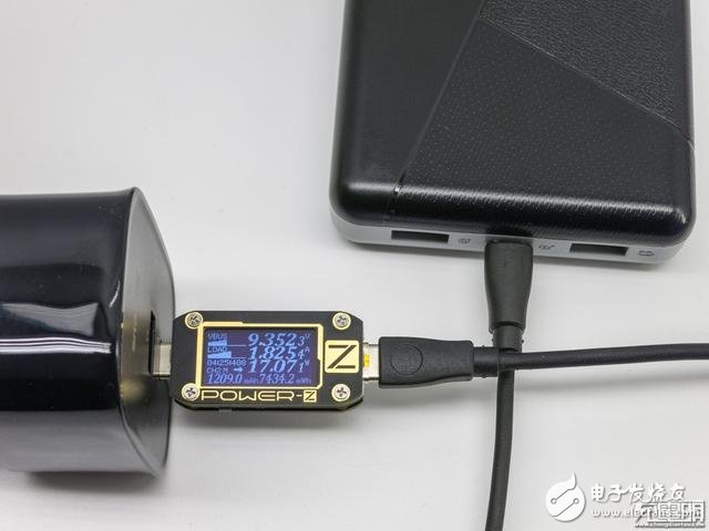 倍思BS-UKQC02 USB PD充電器拆解