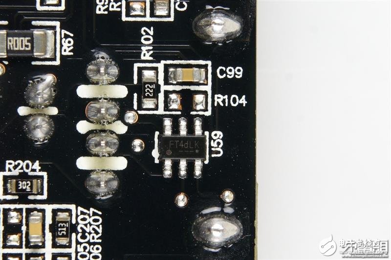 小米6口USB充電器60W快充版上手評(píng)測(cè)及拆解：首次使用南芯芯片